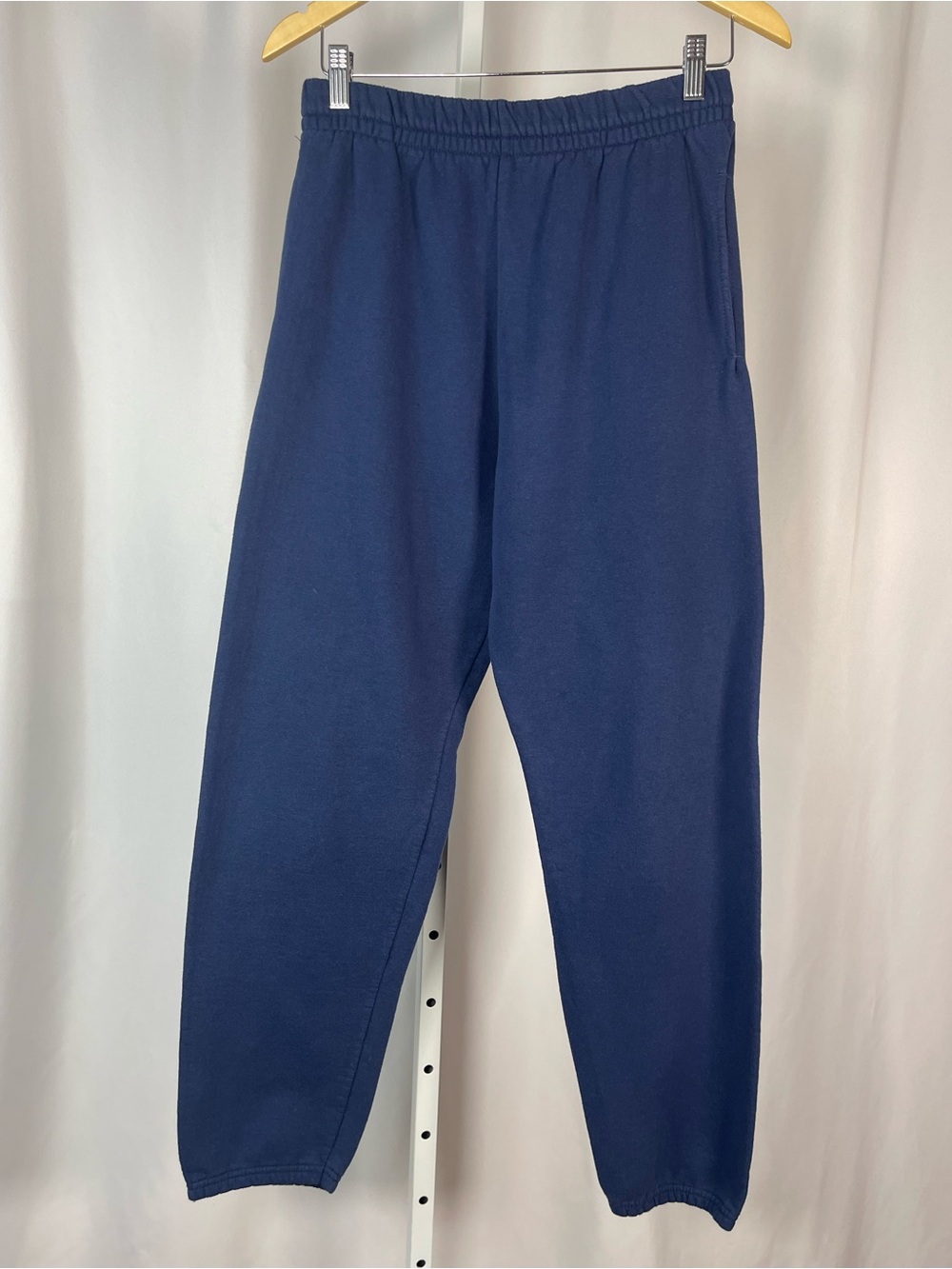 Fruit of the Loom Men's Medium Dark Navy Elastic Waist Joggers Fleece Casual